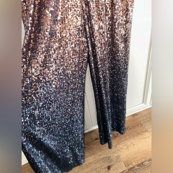 Trina Turk - STUNNING Gold and Midnight Blue Ombre Sequin Jumpsuit (Asandra) EUC - Picture 4 of 9